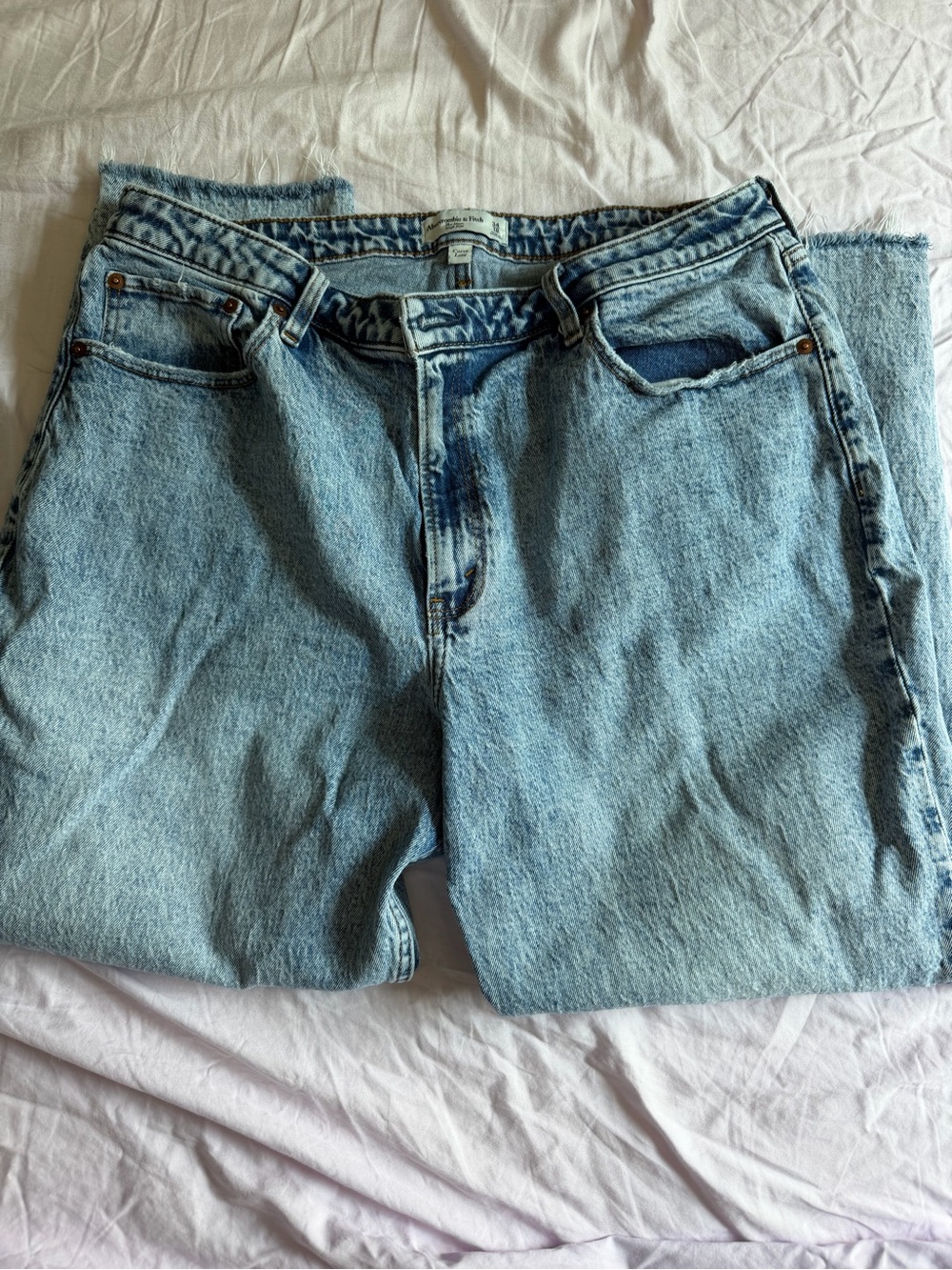 Abercrombie & Fitch Curve Love Jeans